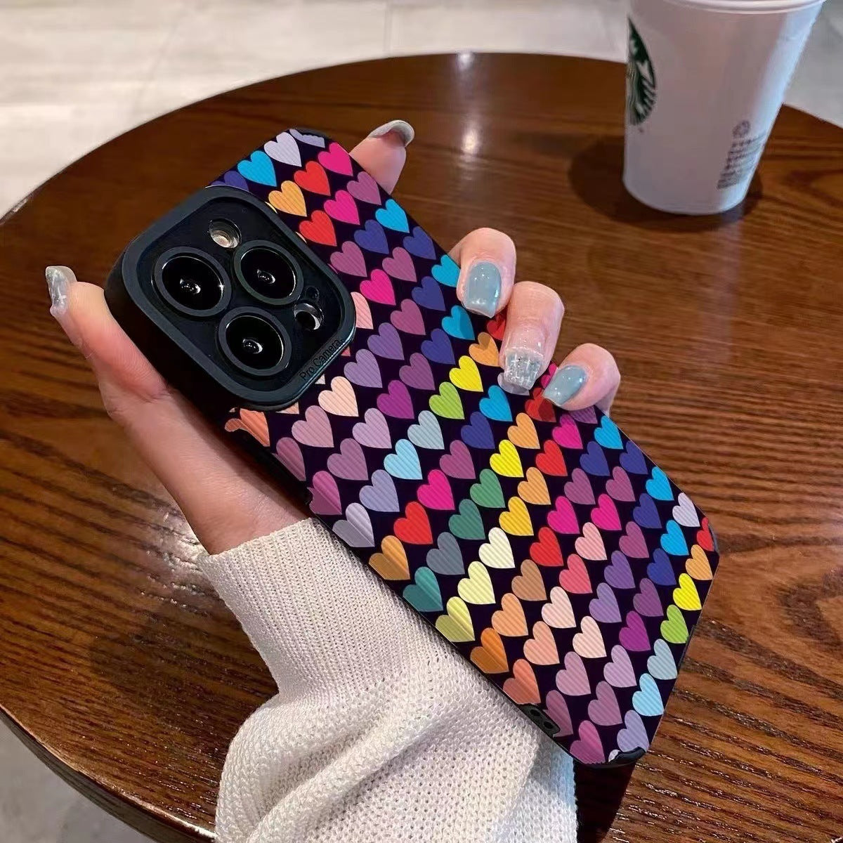 Trendy Color Love Mobile Phone Case For iPhone 14