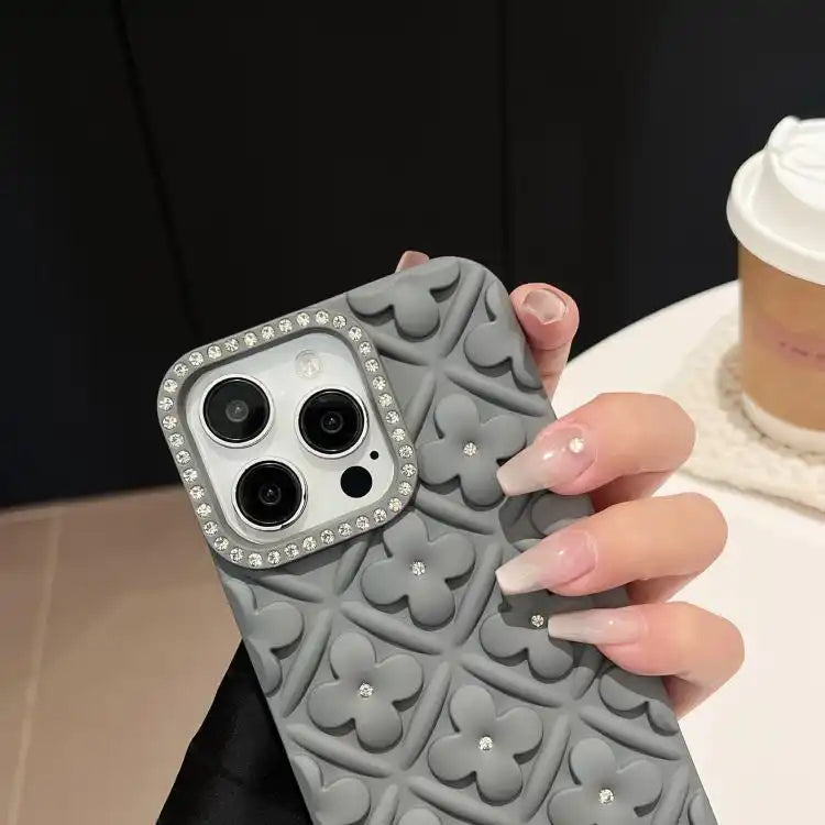 Oil-sprayed 3D Flower Diamond TPU Phone Case
