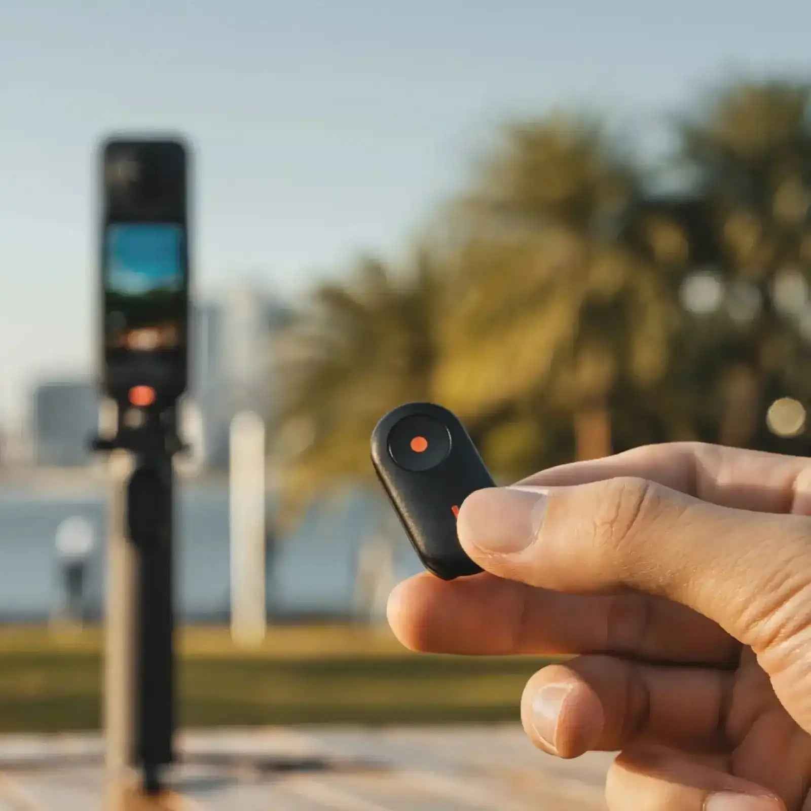 Insta360 mini Remote (X4 , Ace Pro 2 )