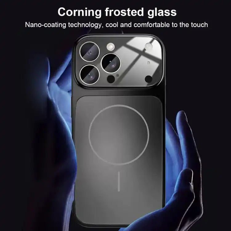 Change to 17 Big Lens Window Frosted MagSafe Phone Case