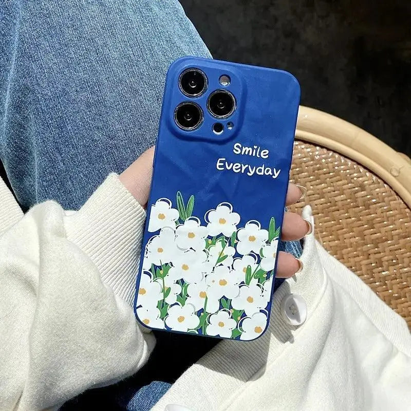 Simple Wrinkled Blue And White Flower Patch Silicone Phone Case - MyMobile